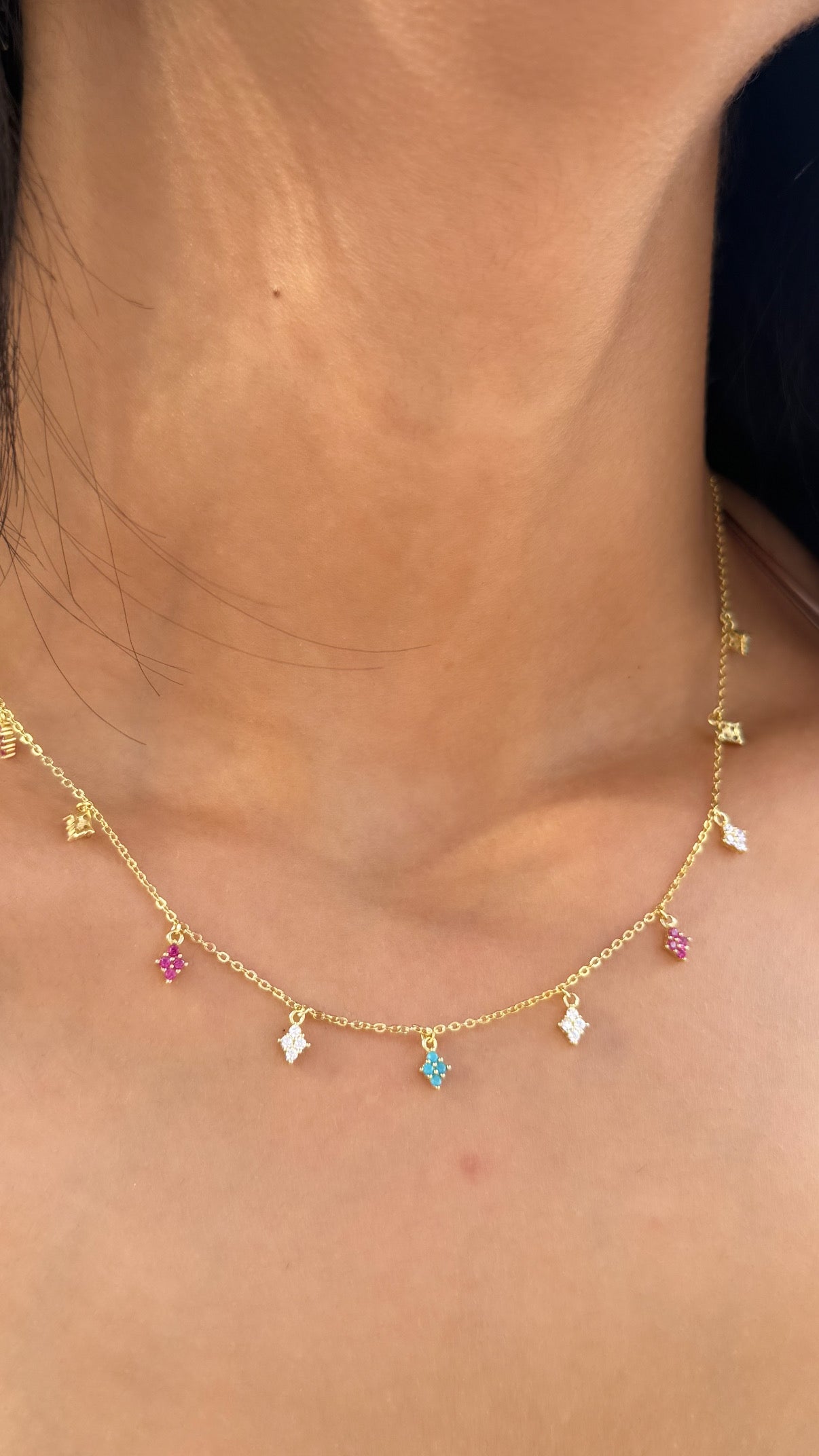 GOLD NECKLACE