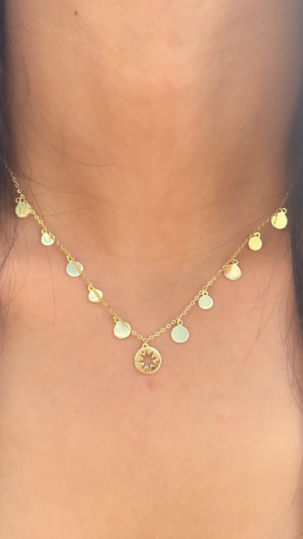 GOLD NECKLACE