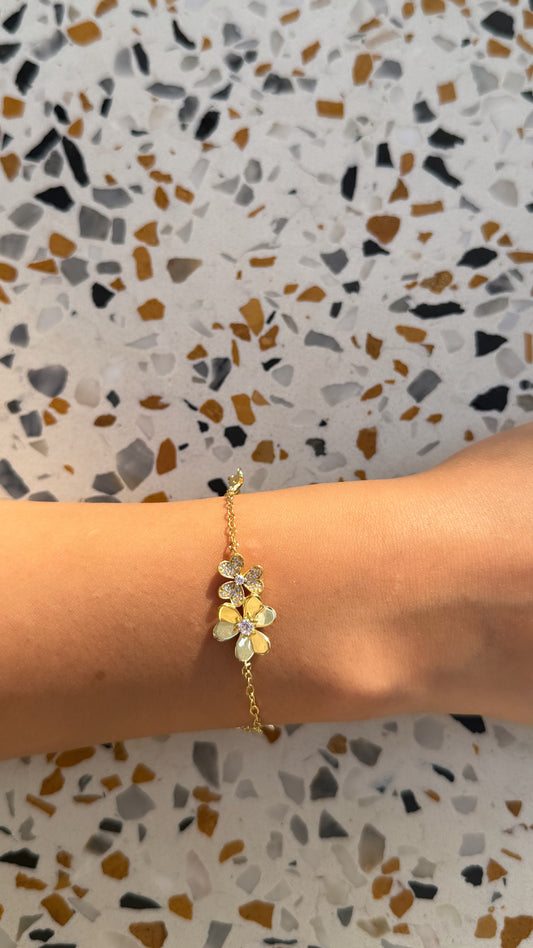 GOLD BRACELET