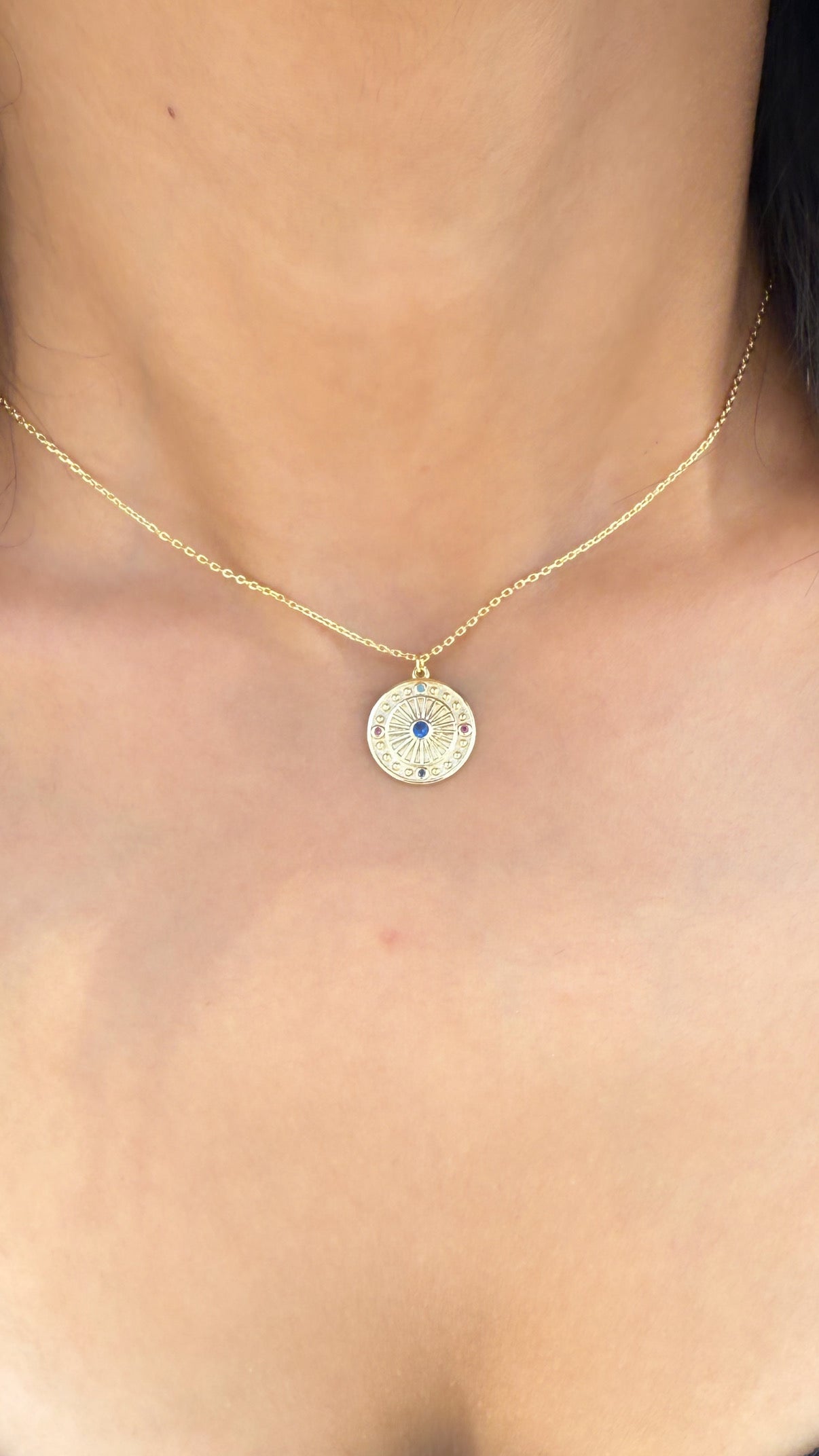 GOLD NECKLACE