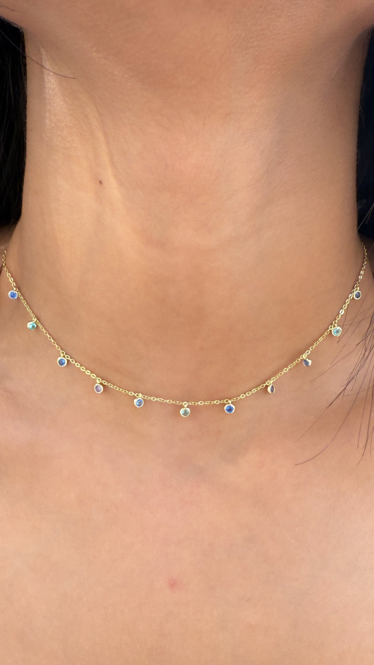 GOLD NECKLACE