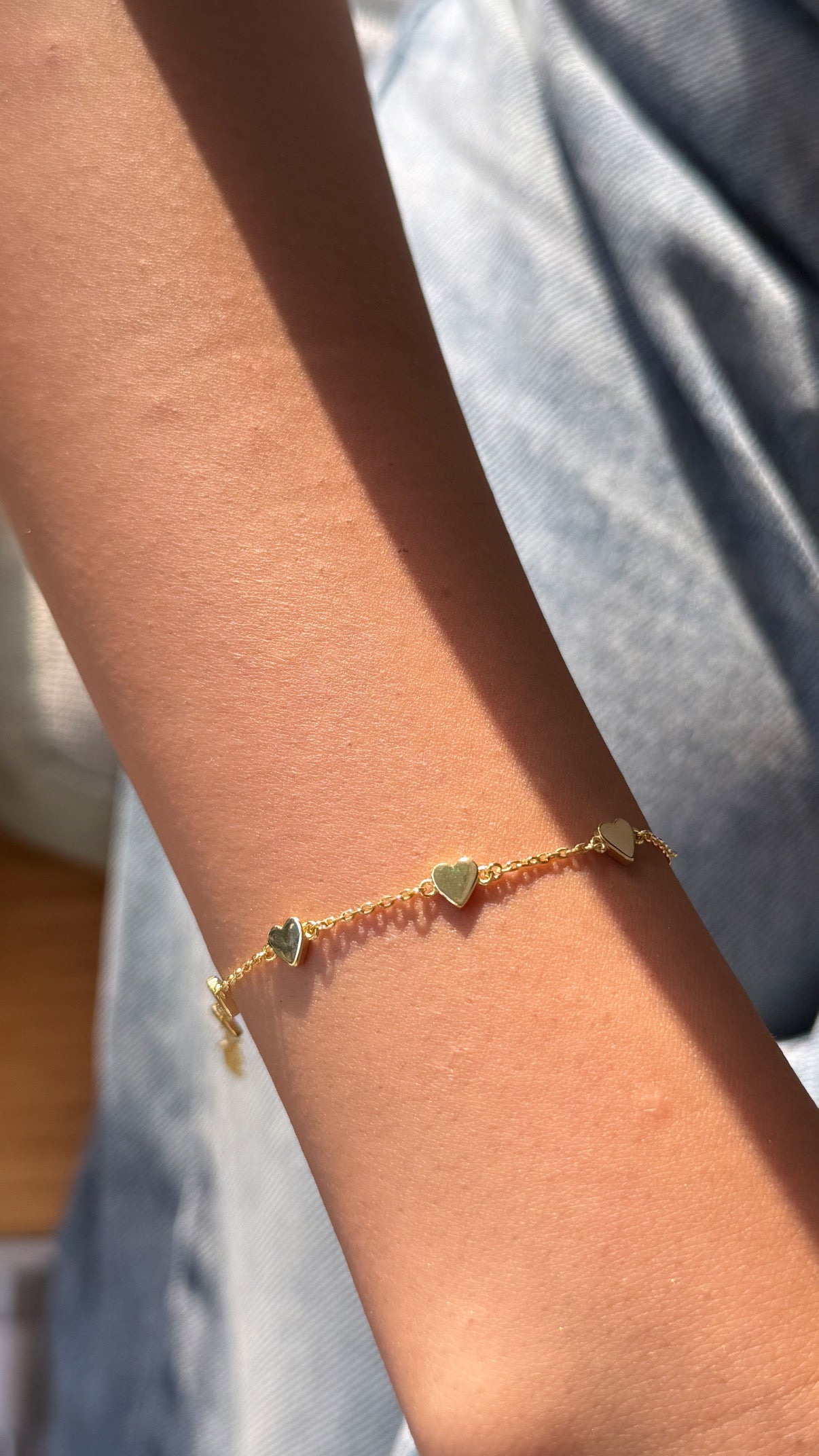 GOLD BRACELET
