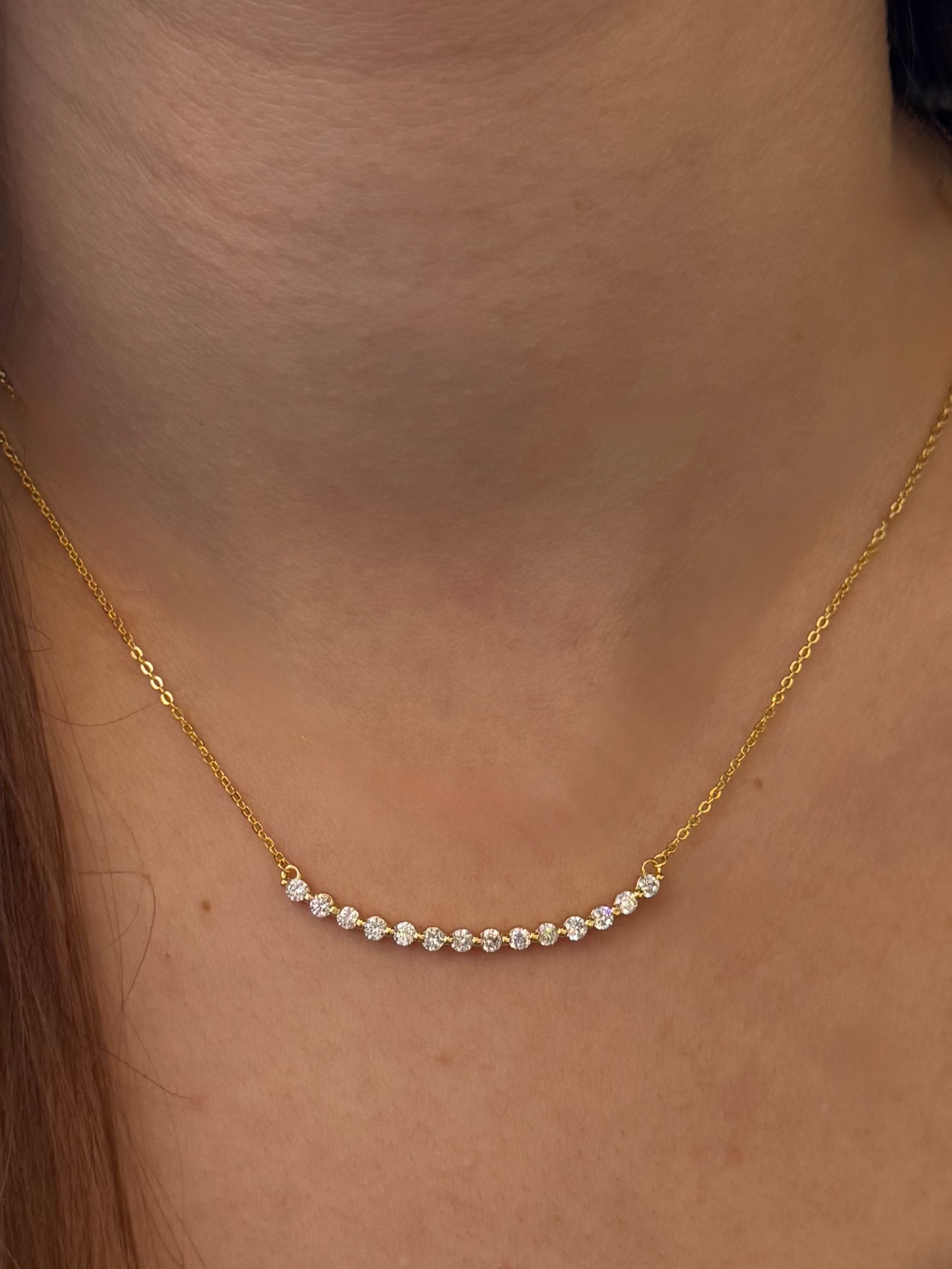 GOLD NECKLACE