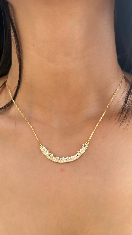 GOLD NECKLACE