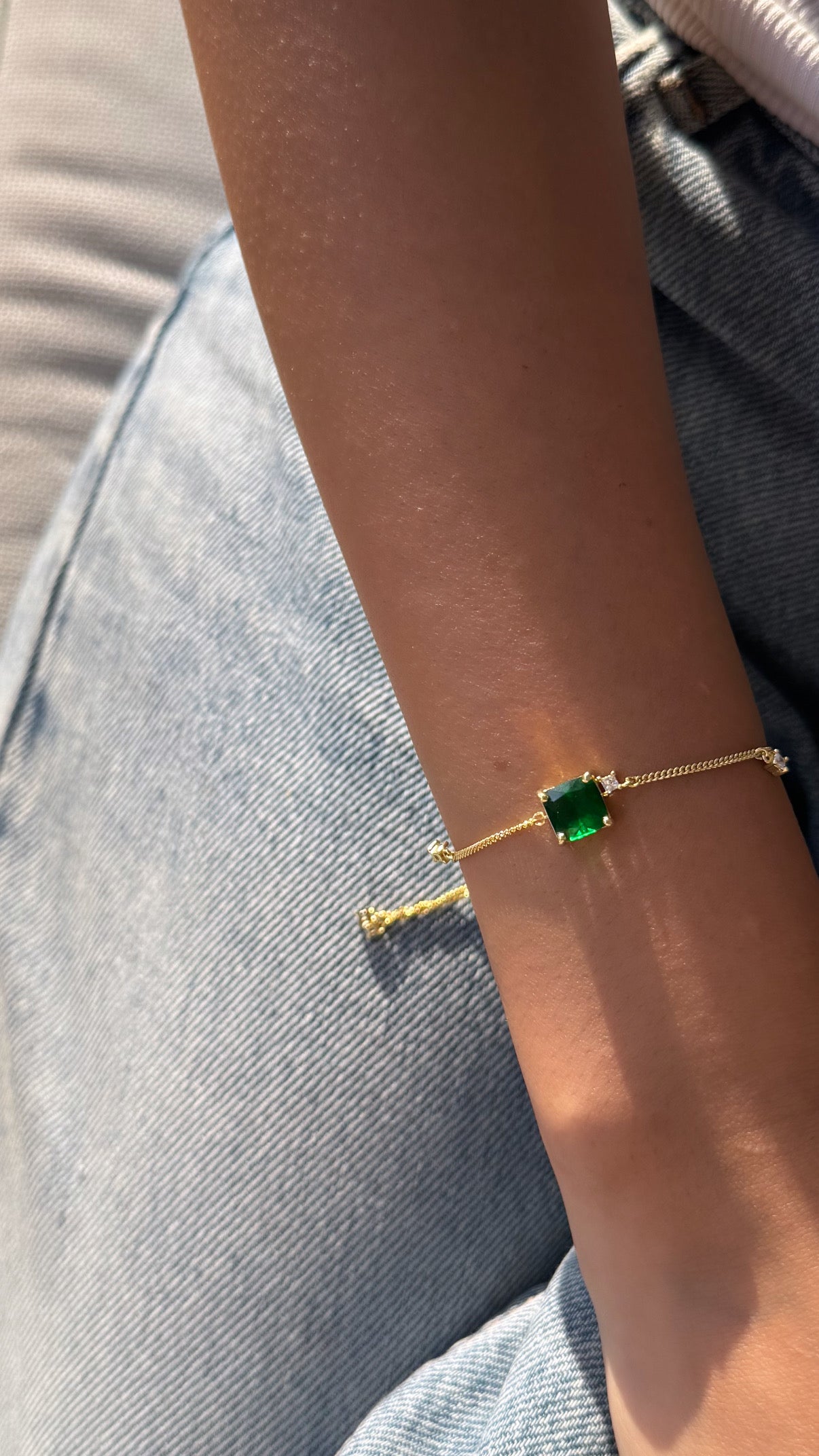 GOLD BRACELET