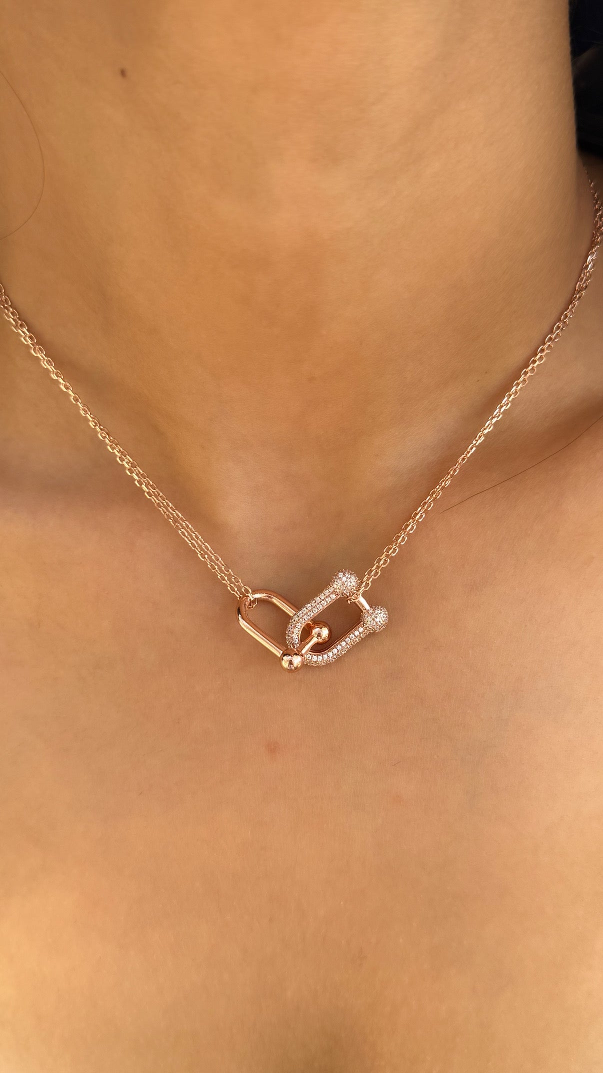 ROSE GOLD NECKLACE