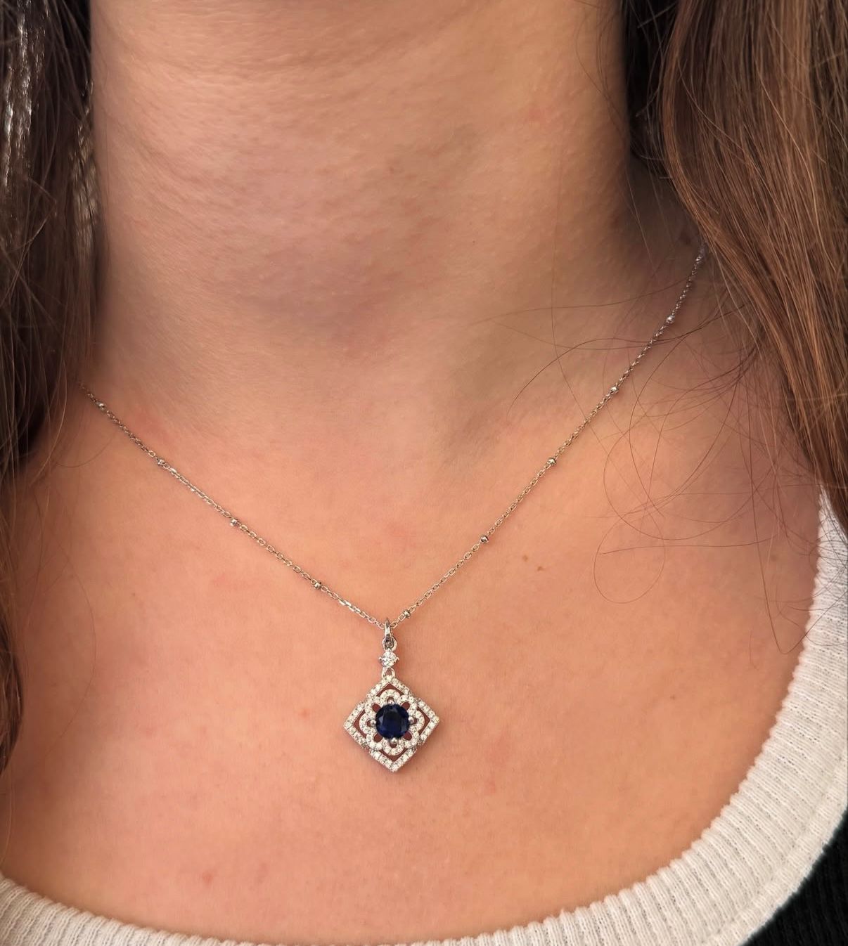 SILVER NECKLACE
